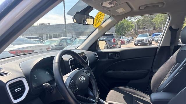 2023 Hyundai VENUE Limited