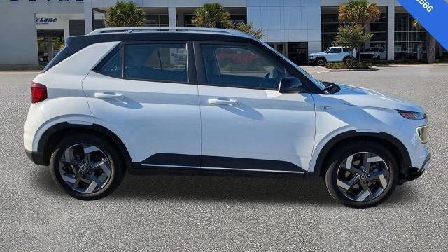 2023 Hyundai VENUE SEL