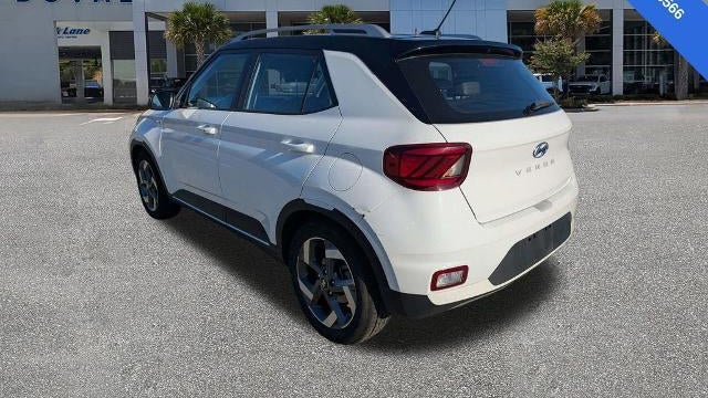 2023 Hyundai VENUE SEL