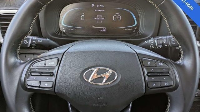 2023 Hyundai VENUE SEL