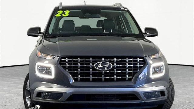 2023 Hyundai VENUE Limited
