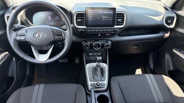 2023 Hyundai VENUE SEL