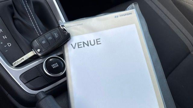 2023 Hyundai VENUE SEL