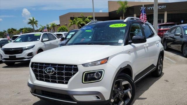 Preowned 2023 Hyundai VENUE Limited for Sale