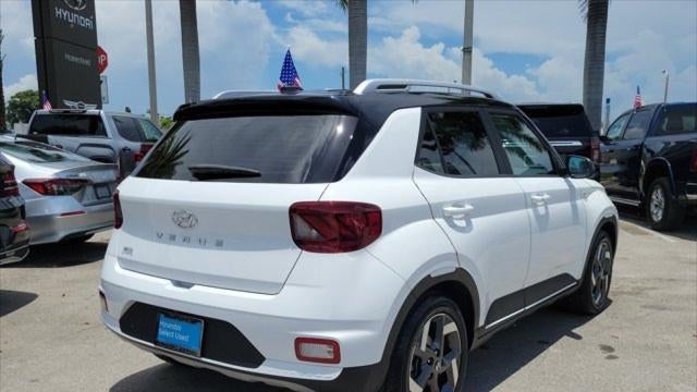 2023 Hyundai VENUE Limited