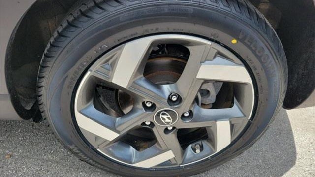 2023 Hyundai VENUE Limited