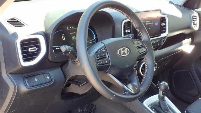 2023 Hyundai VENUE Limited