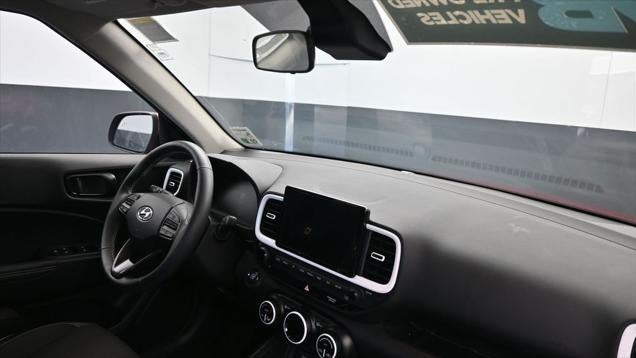 2023 Hyundai VENUE Limited
