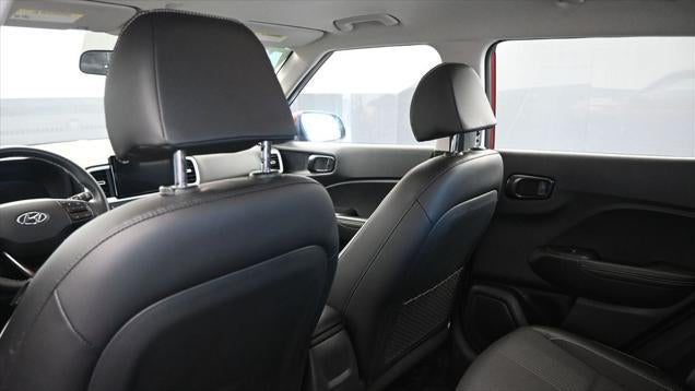 2023 Hyundai VENUE Limited