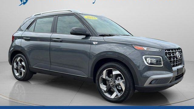 Preowned 2024 Hyundai VENUE Limited for Sale