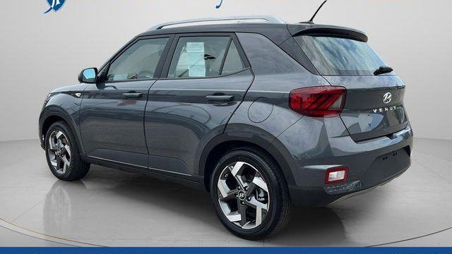 2024 Hyundai VENUE Limited