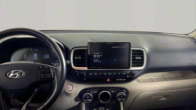 2024 Hyundai VENUE Limited