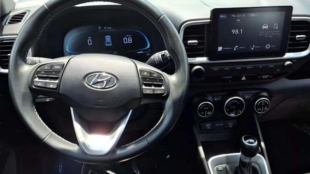 2024 Hyundai VENUE SEL