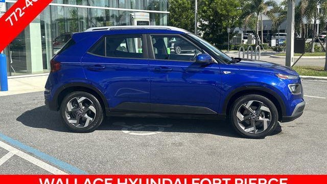 2024 Hyundai VENUE SEL
