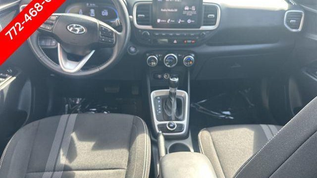 2024 Hyundai VENUE SEL