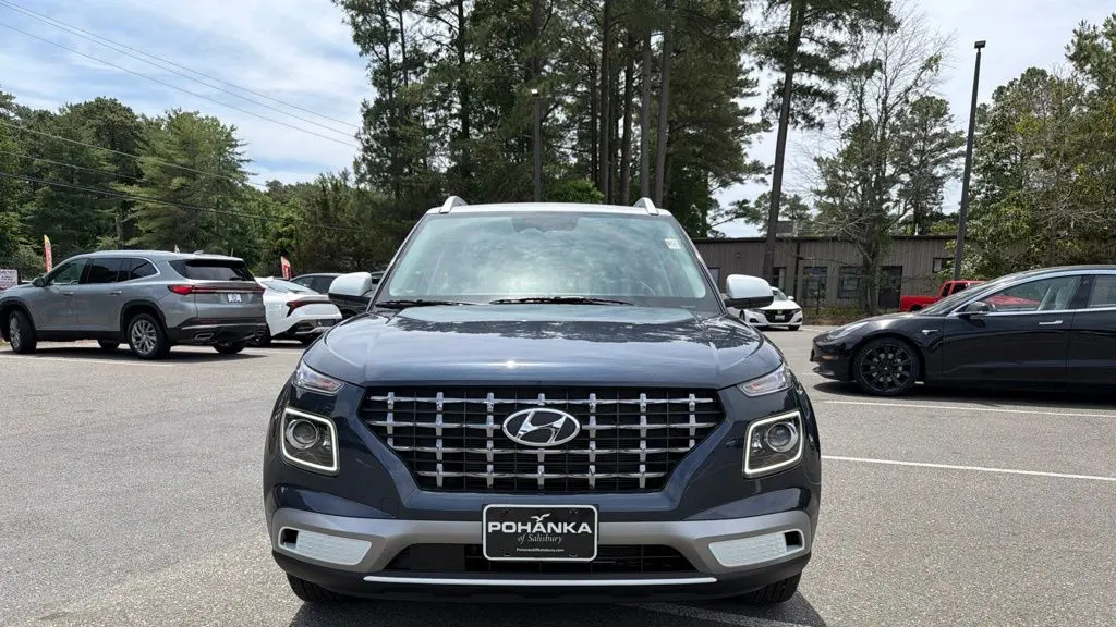 2024 Hyundai VENUE Limited