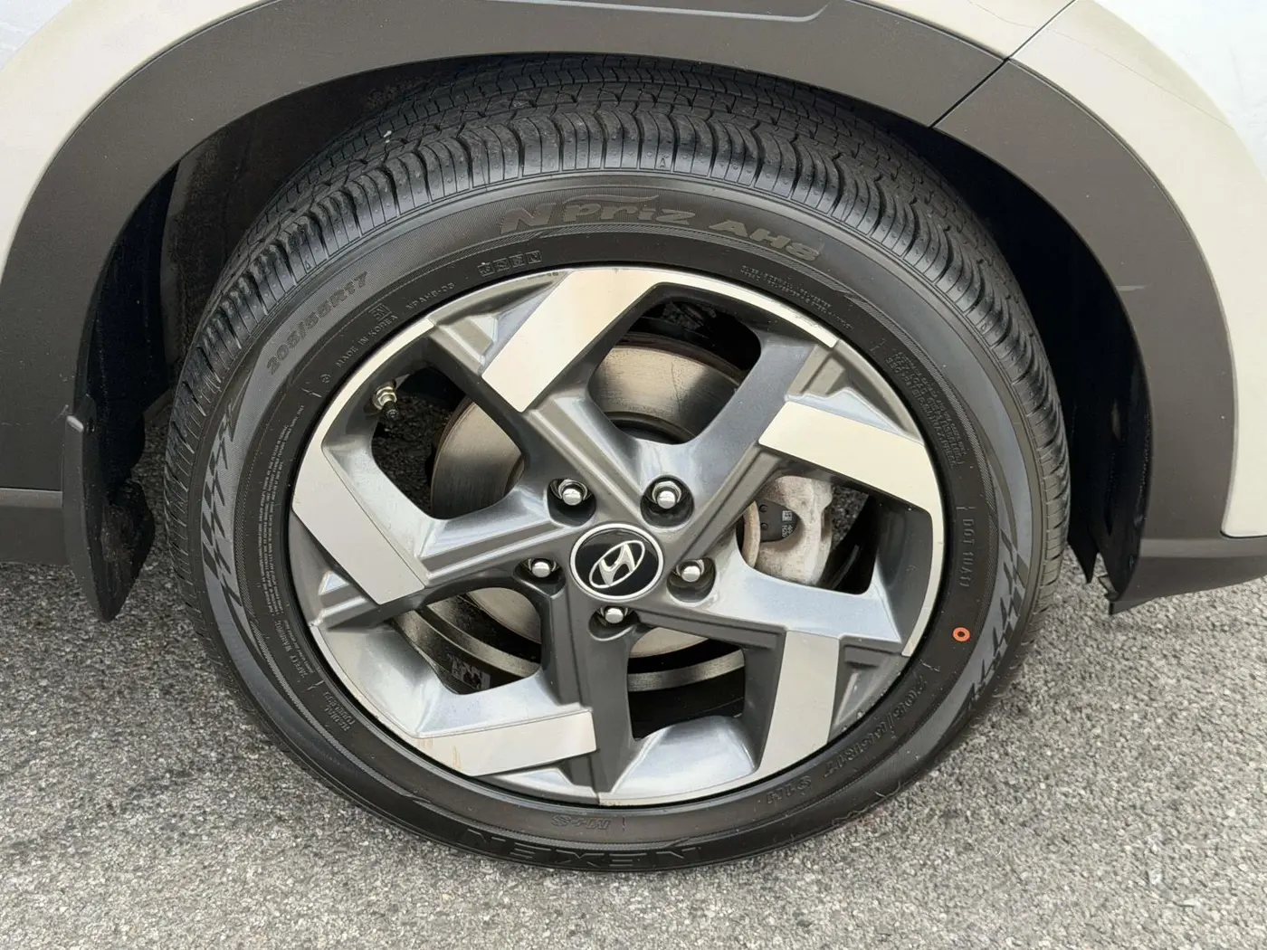 2024 Hyundai Venue - $18,838
