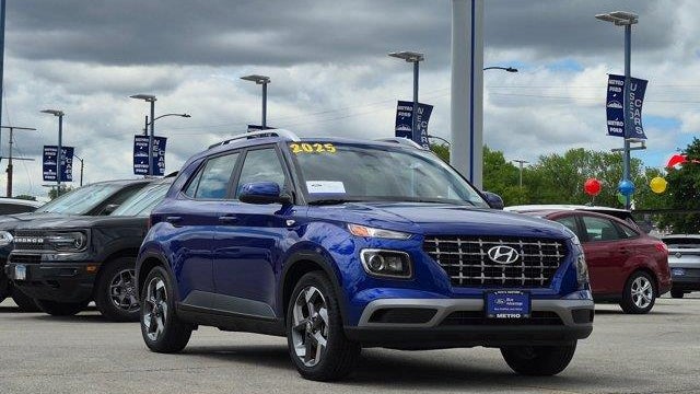 2025 Hyundai VENUE Limited