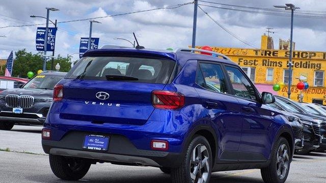 2025 Hyundai VENUE Limited