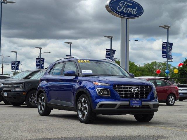 2025 Hyundai Venue - $17,999
