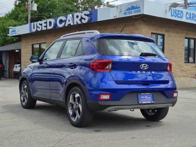 2025 Hyundai Venue - $17,999