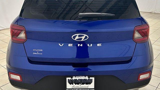 2025 Hyundai VENUE Limited