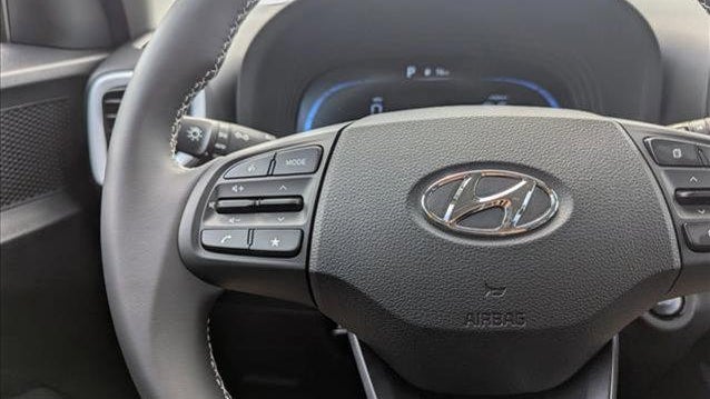 2025 Hyundai VENUE Limited