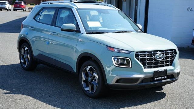 2025 Hyundai VENUE Limited