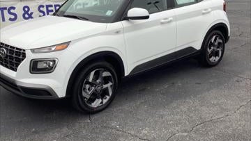 2026 Hyundai VENUE SEL