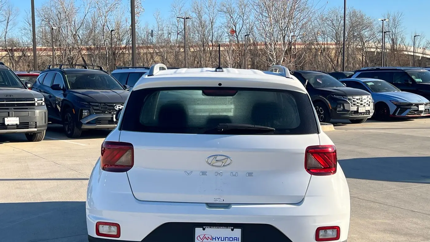 2026 Hyundai VENUE SEL