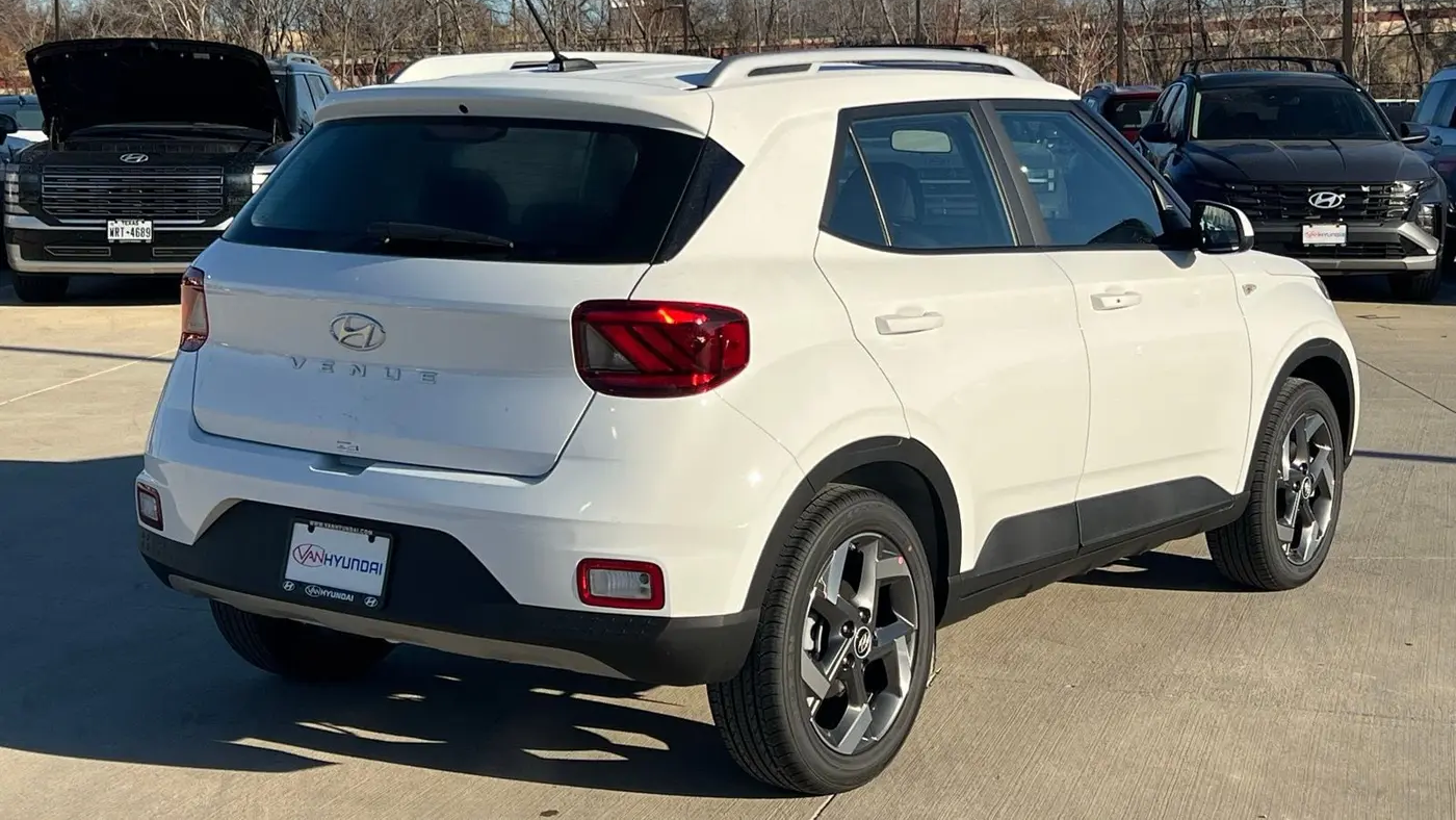 2026 Hyundai VENUE SEL