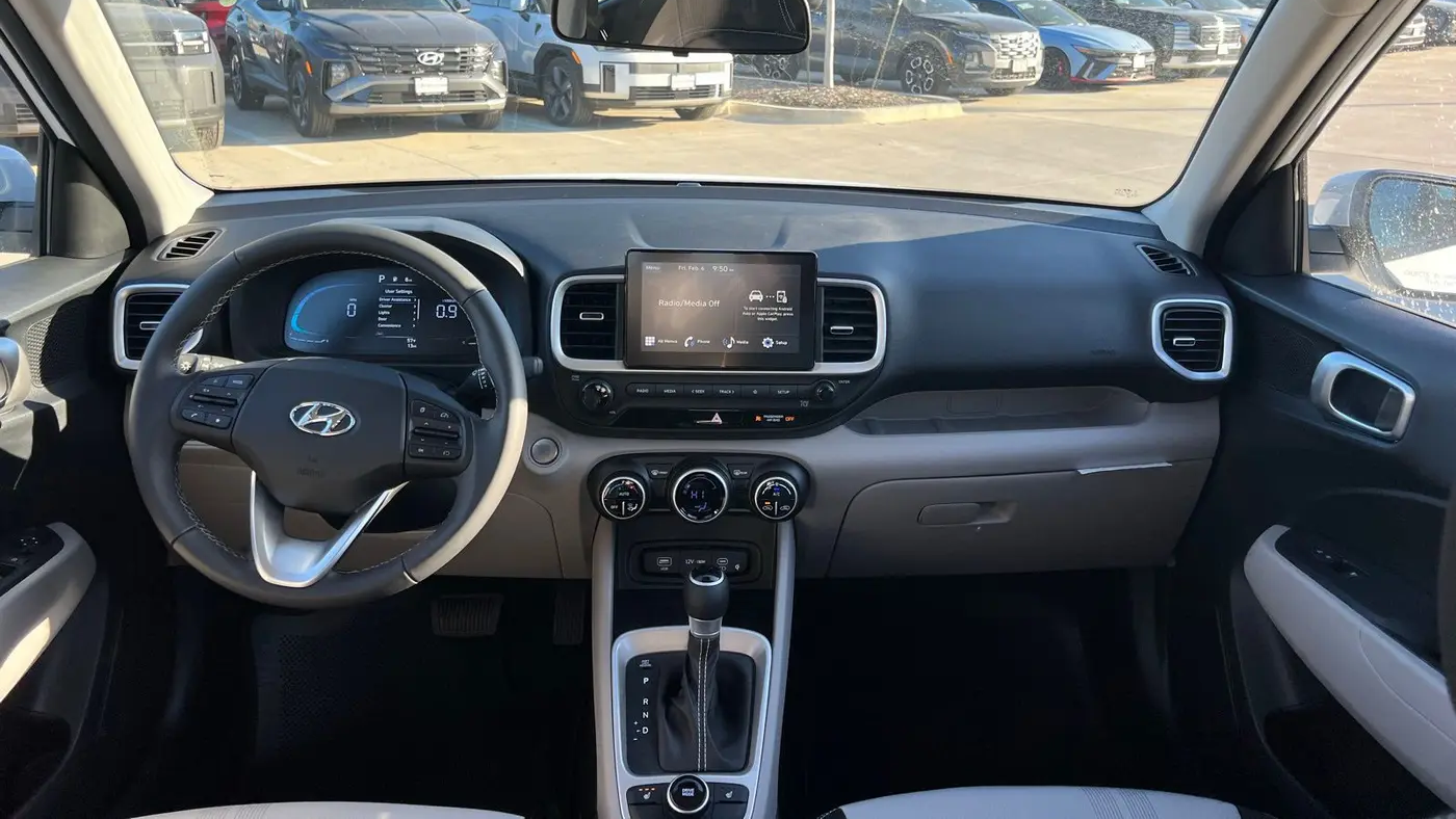 2026 Hyundai VENUE SEL