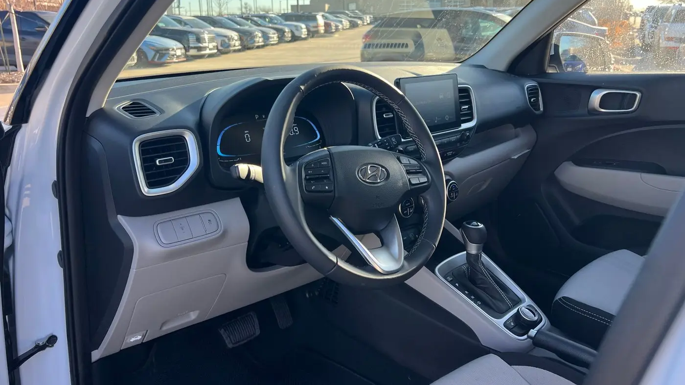 2026 Hyundai VENUE SEL