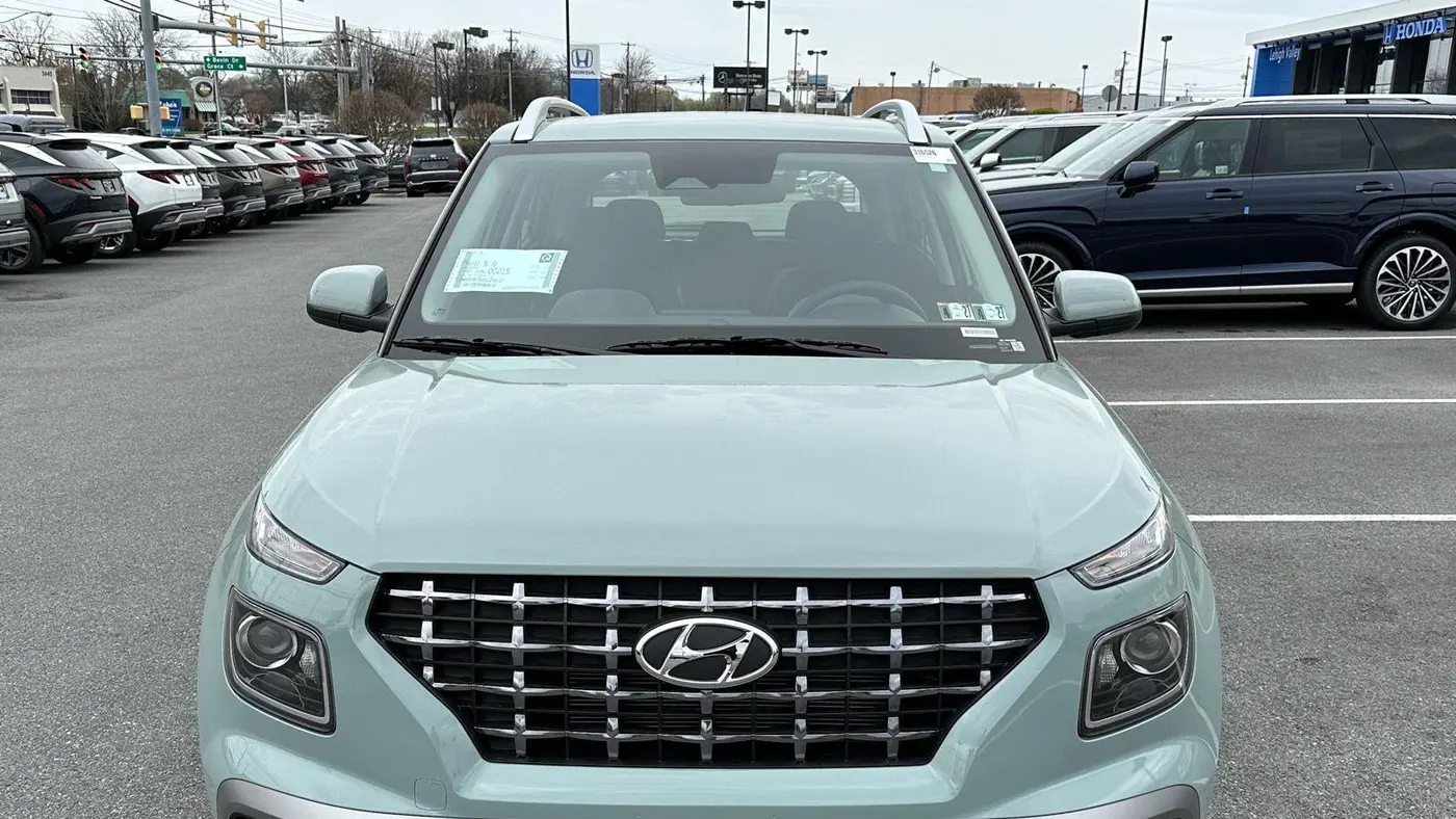 2026 Hyundai VENUE SEL