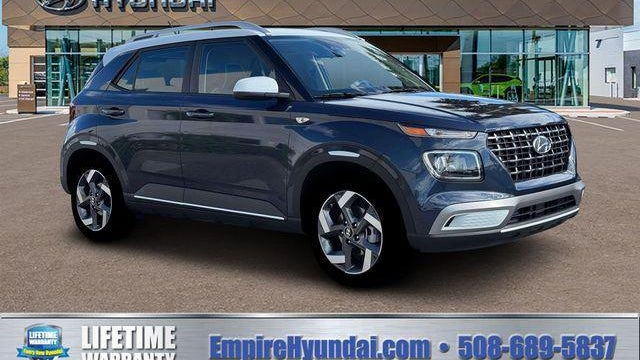 2026 Hyundai VENUE SEL