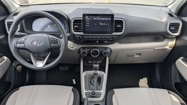 2026 Hyundai VENUE SEL