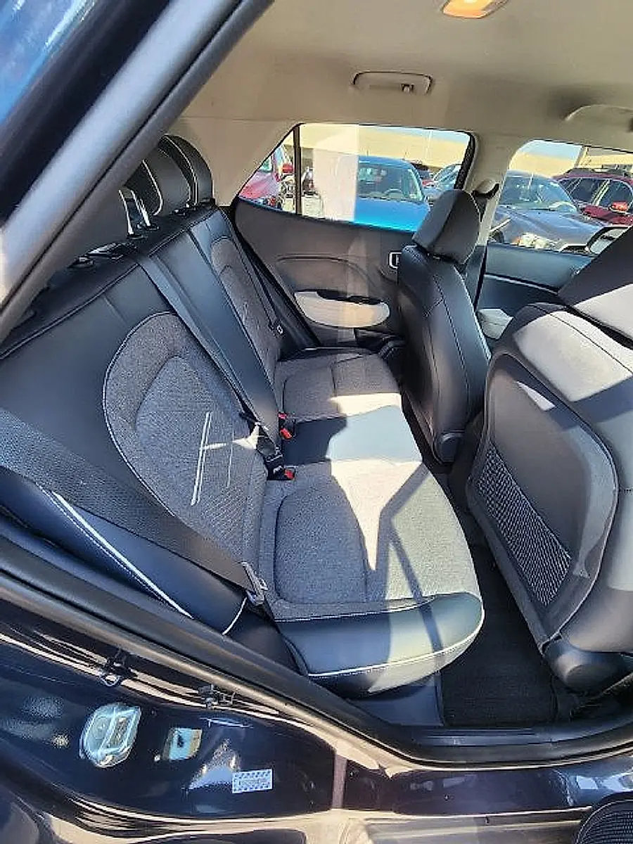 2021 Hyundai Venue - $17,076