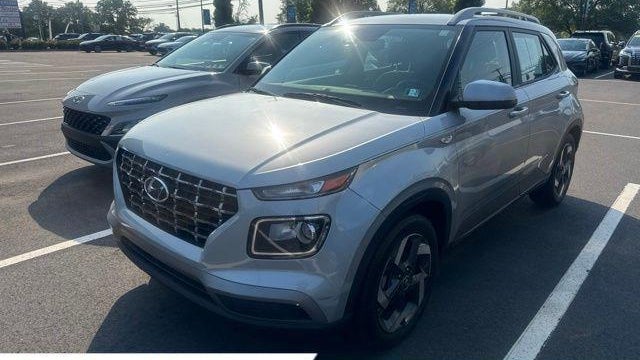2021 Hyundai VENUE SEL