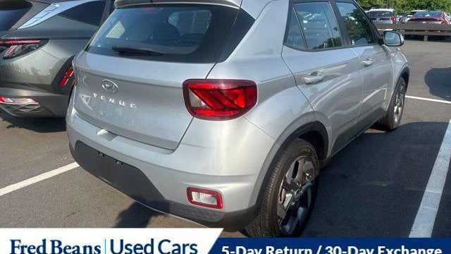 2021 Hyundai VENUE SEL