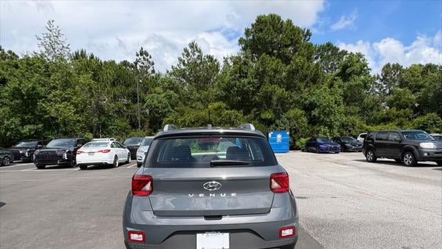 2022 Hyundai VENUE Limited