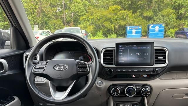 2022 Hyundai VENUE Limited