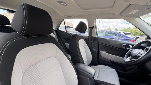 2022 Hyundai VENUE Limited