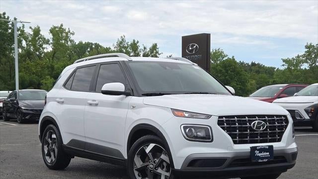 Preowned 2022 Hyundai VENUE SEL for Sale
