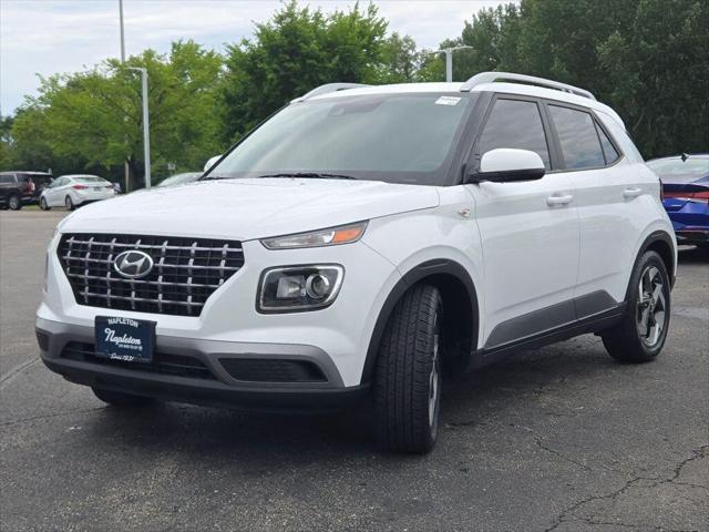 2022 Hyundai Venue - $14,867
