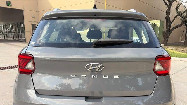 2022 Hyundai VENUE SEL