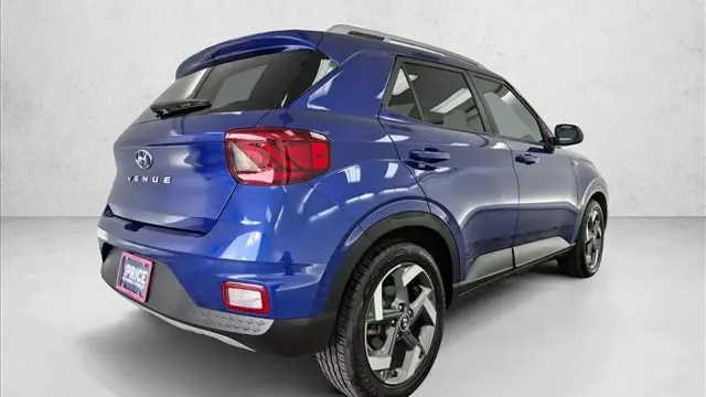 2022 Hyundai VENUE Limited