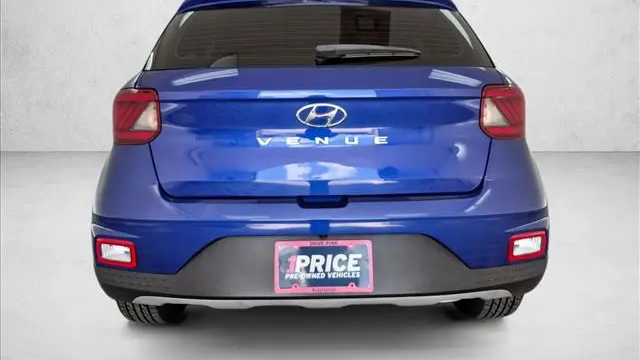 2022 Hyundai VENUE Limited