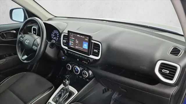 2022 Hyundai VENUE Limited