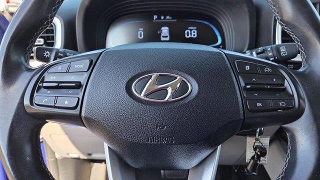 2023 Hyundai VENUE SEL