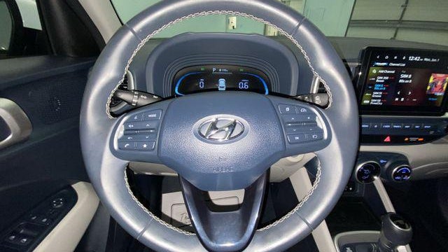 2023 Hyundai VENUE Limited